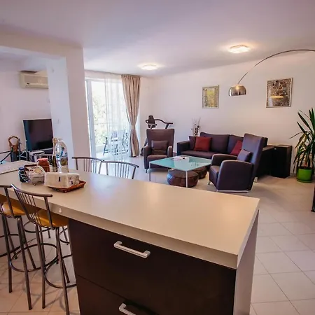 Mng Yassen Hotel de apartamente