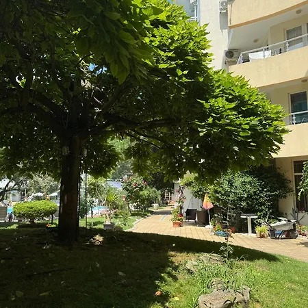 Mng Yassen Hotel de apartamente 4*