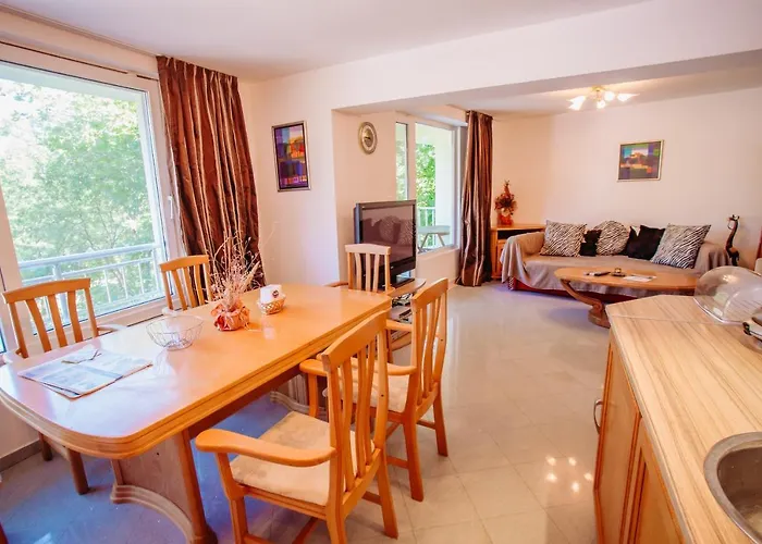 Aparthotel Mng Yassen Sunny Beach