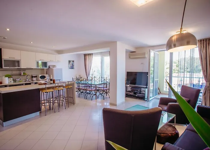 Aparthotel Mng Yassen Sunny Beach