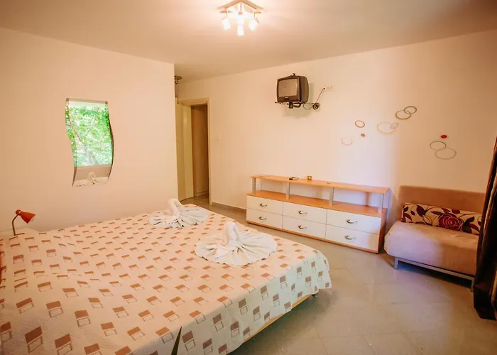 Mng Yassen Aparthotel 4*