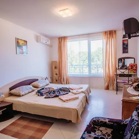 Mng Yassen מלון דירות 4*