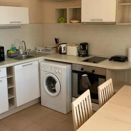 Mng Yassen מלון דירות סאני ביץ'